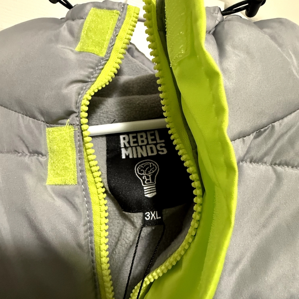 Mens Gray Puffer Jacket with Neon Accent - Picture 3 of 4